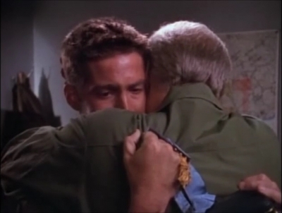 TOUR_OF_DUTY_-__E3X09_I_AM_WHAT_I_AM__1090.jpg