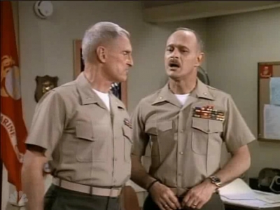 MJOR_DAD_-_E3X01_THE_SHUTDOWN_058.jpg