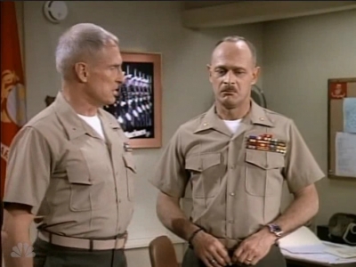 MJOR_DAD_-_E3X01_THE_SHUTDOWN_060.jpg
