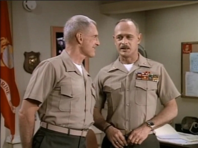 MJOR_DAD_-_E3X01_THE_SHUTDOWN_077.jpg