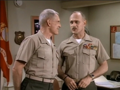 MJOR_DAD_-_E3X01_THE_SHUTDOWN_079.jpg