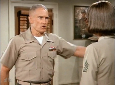 MAJOR_DAD_-_E3X02_MJOR_MOONLIGHTING_131.jpg