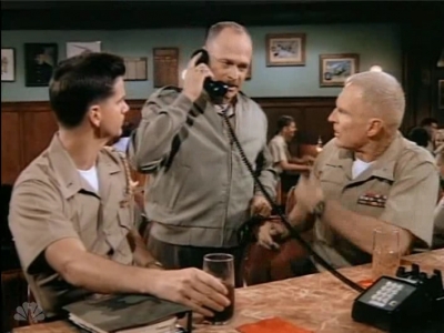 MAJOR_DAD_-_E3X03_POLLYS_PEN_PAL_124.jpg