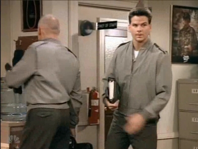 MAJOR_DAD_-_E3X03_POLLYS_PEN_PAL_199.jpg