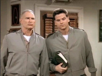 MAJOR_DAD_-_E3X03_POLLYS_PEN_PAL_205.jpg