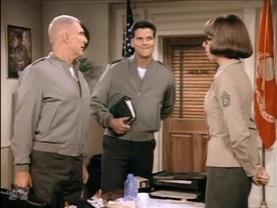MAJOR_DAD_-_E3X03_POLLYS_PEN_PAL_221.jpg