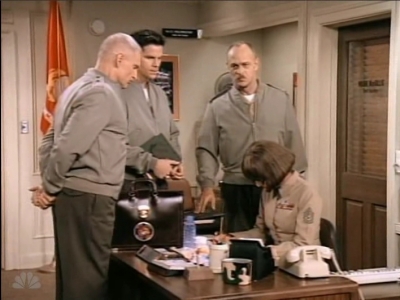 MAJOR_DAD_-_E3X03_POLLYS_PEN_PAL_268.jpg