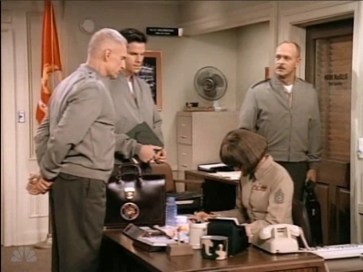 MAJOR_DAD_-_E3X03_POLLYS_PEN_PAL_274.jpg