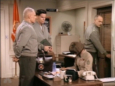 MAJOR_DAD_-_E3X03_POLLYS_PEN_PAL_278.jpg