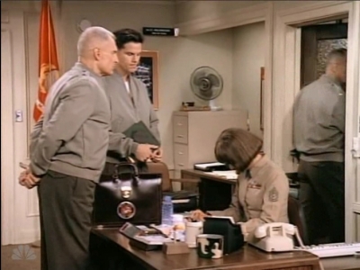 MAJOR_DAD_-_E3X03_POLLYS_PEN_PAL_279.jpg