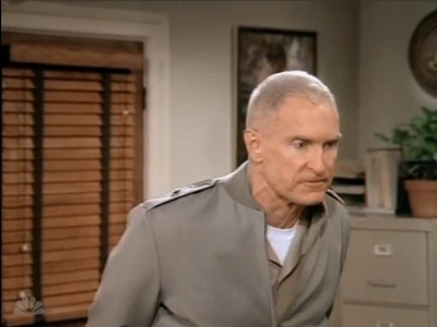 MAJOR_DAD_-_E3X03_POLLYS_PEN_PAL_401.jpg