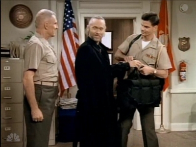 MAJOR_DAD_-_E3X04_A_FEW_GOOD_MEN_200.jpg