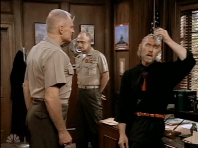 MAJOR_DAD_-_E3X04_A_FEW_GOOD_MEN_274.jpg