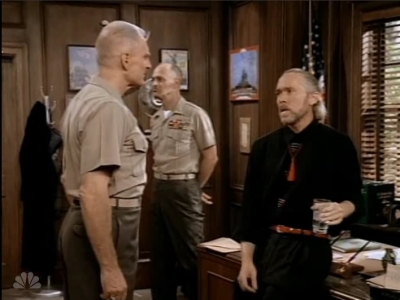 MAJOR_DAD_-_E3X04_A_FEW_GOOD_MEN_276.jpg