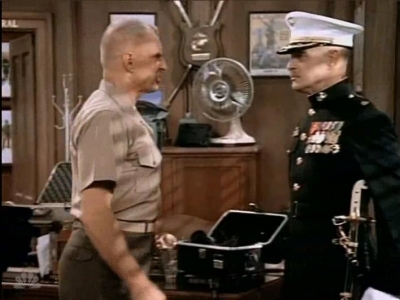 MAJOR_DAD_-_E3X04_A_FEW_GOOD_MEN_337.jpg