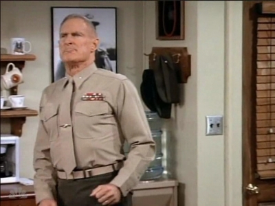 MAJOR_DAD_-_E3X05_POKER_NIGHT_095.jpg