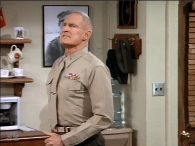 MAJOR_DAD_-_E3X05_POKER_NIGHT_096.jpg