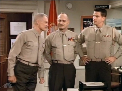 MAJOR_DAD_-_E3X05_POKER_NIGHT_118.jpg