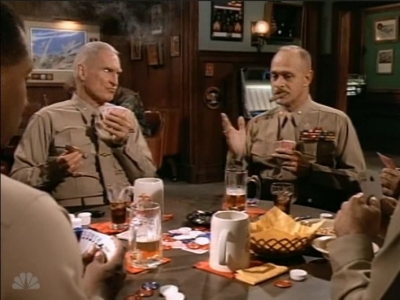 MAJOR_DAD_-_E3X05_POKER_NIGHT_147.jpg