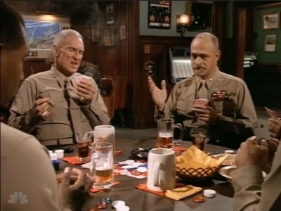 MAJOR_DAD_-_E3X05_POKER_NIGHT_148.jpg