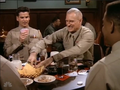 MAJOR_DAD_-_E3X05_POKER_NIGHT_196.jpg