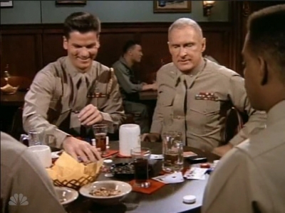 MAJOR_DAD_-_E3X05_POKER_NIGHT_204.jpg