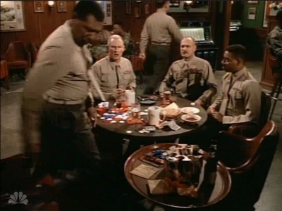 MAJOR_DAD_-_E3X05_POKER_NIGHT_238.jpg