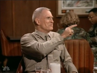 MAJOR_DAD_-_E3X05_POKER_NIGHT_304.jpg
