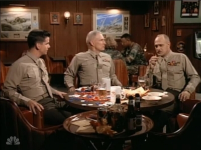 MAJOR_DAD_-_E3X05_POKER_NIGHT_321.jpg