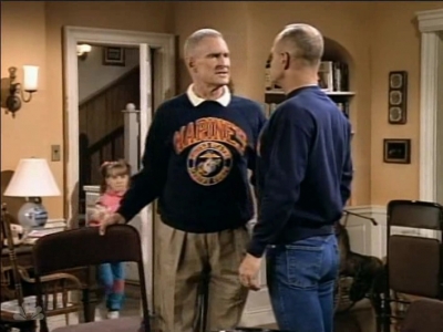 MAJOR_DAD_-_E3X05_POKER_NIGHT_334.jpg