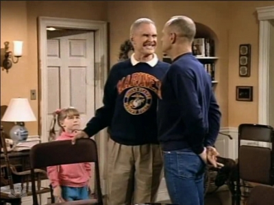 MAJOR_DAD_-_E3X05_POKER_NIGHT_337.jpg