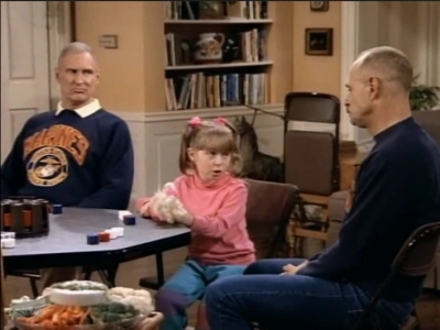 MAJOR_DAD_-_E3X05_POKER_NIGHT_367.jpg