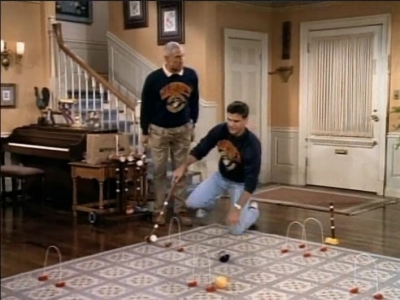 MAJOR_DAD_-_E3X05_POKER_NIGHT_495.jpg