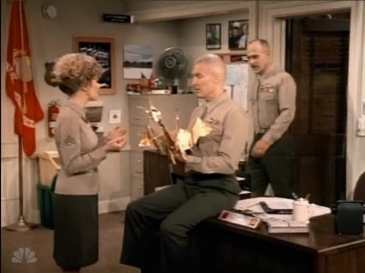 MAJOR_DAD_-_E3X06_ANYTHING_YOU_CAN_DO_I_CAN_DO_PERKY_131.jpg