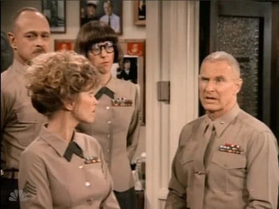 MAJOR_DAD_-_E3X06_ANYTHING_YOU_CAN_DO_I_CAN_DO_PERKY_183.jpg