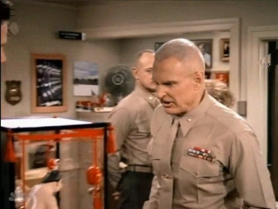 MAJOR_DAD_-_E3X06_ANYTHING_YOU_CAN_DO_I_CAN_DO_PERKY_189.jpg