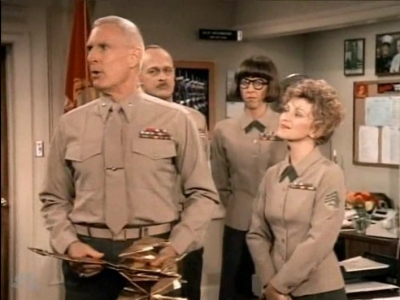 MAJOR_DAD_-_E3X06_ANYTHING_YOU_CAN_DO_I_CAN_DO_PERKY_201.jpg