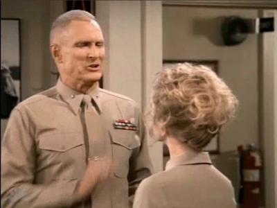 MAJOR_DAD_-_E3X06_ANYTHING_YOU_CAN_DO_I_CAN_DO_PERKY_210.jpg