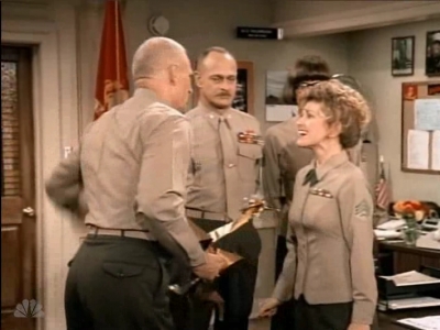 MAJOR_DAD_-_E3X06_ANYTHING_YOU_CAN_DO_I_CAN_DO_PERKY_225.jpg