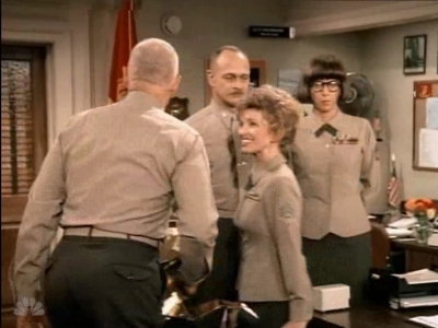 MAJOR_DAD_-_E3X06_ANYTHING_YOU_CAN_DO_I_CAN_DO_PERKY_226.jpg