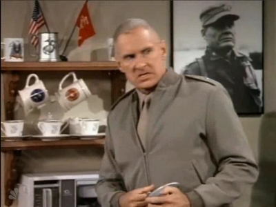 MAJOR_DAD_-_E3X06_ANYTHING_YOU_CAN_DO_I_CAN_DO_PERKY_252.jpg