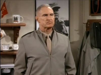 MAJOR_DAD_-_E3X06_ANYTHING_YOU_CAN_DO_I_CAN_DO_PERKY_261.jpg