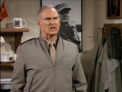 MAJOR_DAD_-_E3X06_ANYTHING_YOU_CAN_DO_I_CAN_DO_PERKY_262.jpg