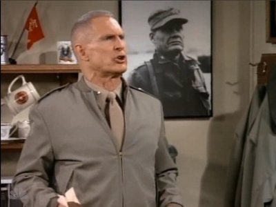 MAJOR_DAD_-_E3X06_ANYTHING_YOU_CAN_DO_I_CAN_DO_PERKY_286.jpg