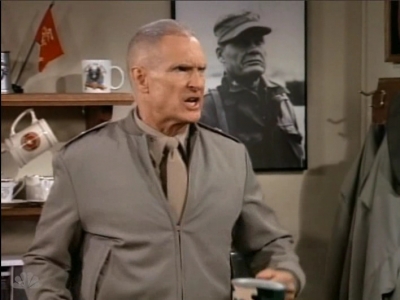 MAJOR_DAD_-_E3X06_ANYTHING_YOU_CAN_DO_I_CAN_DO_PERKY_290.jpg