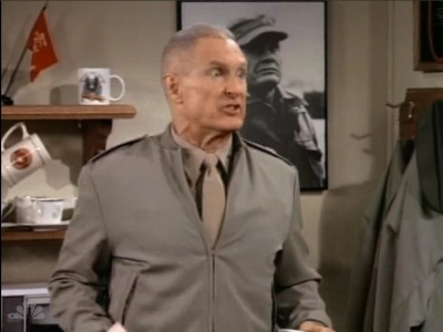 MAJOR_DAD_-_E3X06_ANYTHING_YOU_CAN_DO_I_CAN_DO_PERKY_302.jpg