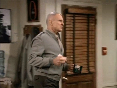 MAJOR_DAD_-_E3X06_ANYTHING_YOU_CAN_DO_I_CAN_DO_PERKY_307.jpg