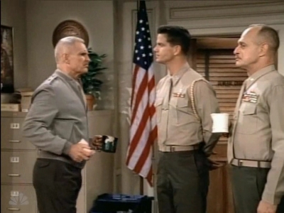 MAJOR_DAD_-_E3X06_ANYTHING_YOU_CAN_DO_I_CAN_DO_PERKY_310.jpg