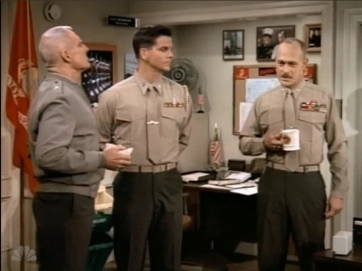 MAJOR_DAD_-_E3X06_ANYTHING_YOU_CAN_DO_I_CAN_DO_PERKY_317.jpg