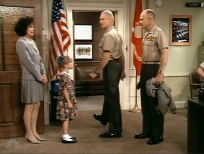 MAJOR_DAD_-_E3X07_EDUCATING_CASEY_337.jpg